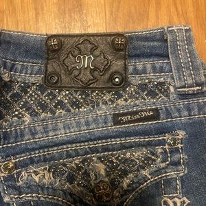 Woman’s miss me jeans 30/33